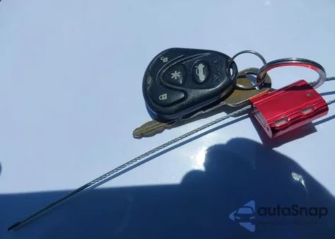 2001 Chevrolet Silverado 1500 Ls from USA, damaged, VIN 2GCEC19V411386445